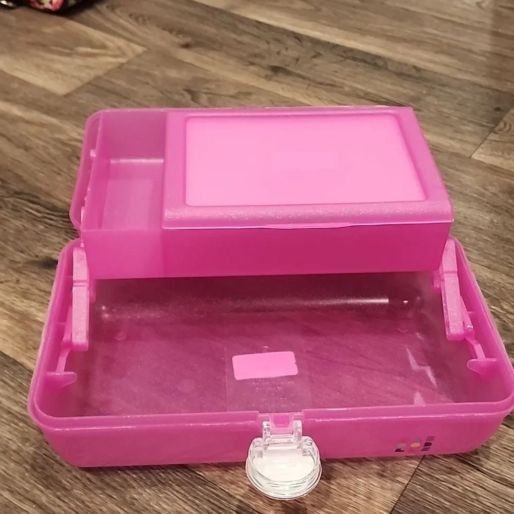 Caboodles new specs