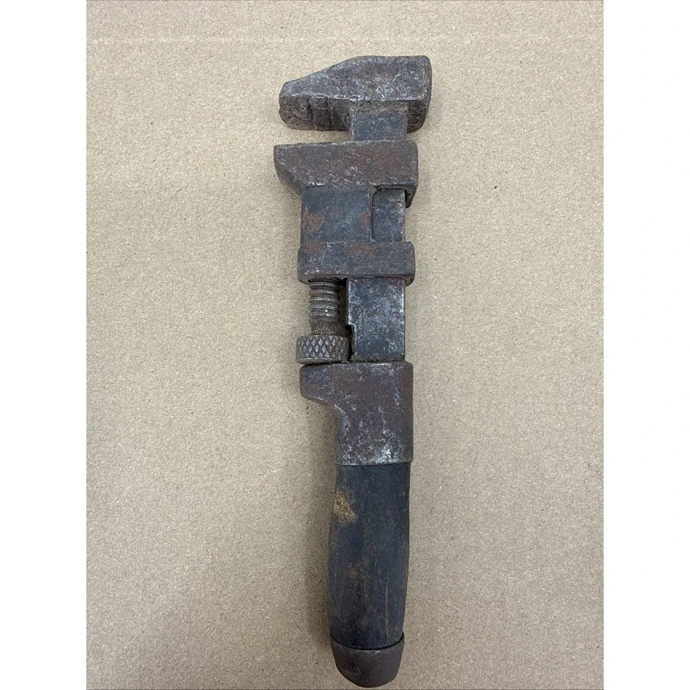 The Unbranded Brand antique wood