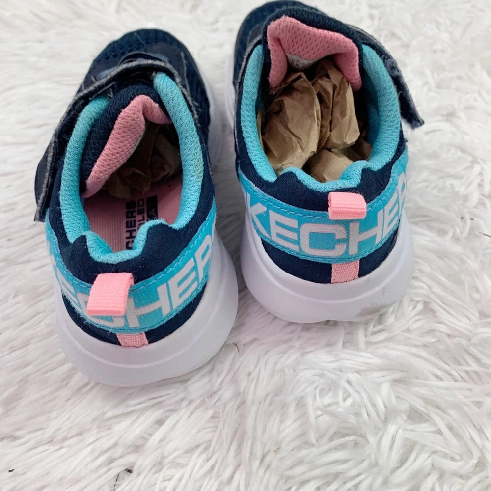 Skechers moderate wear