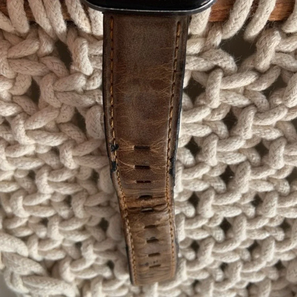 fitbit versa smartwatch