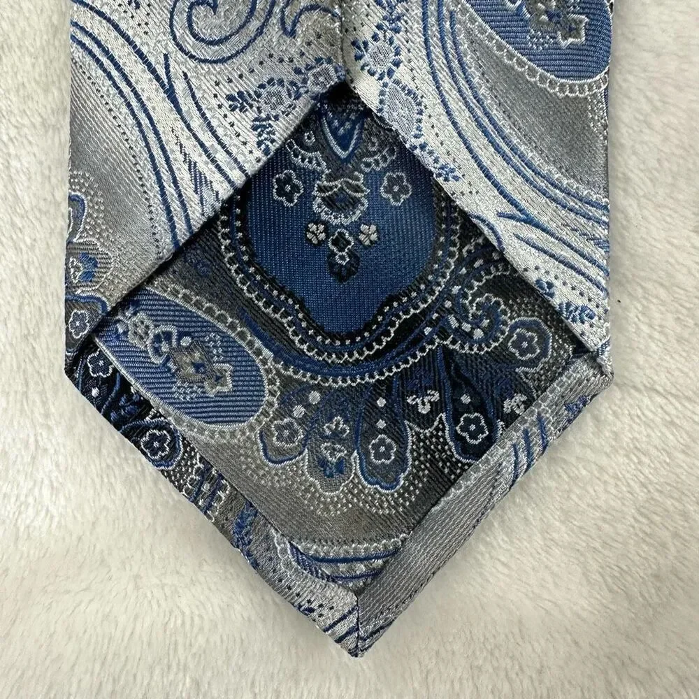 Pronto Uomo ships print preowned