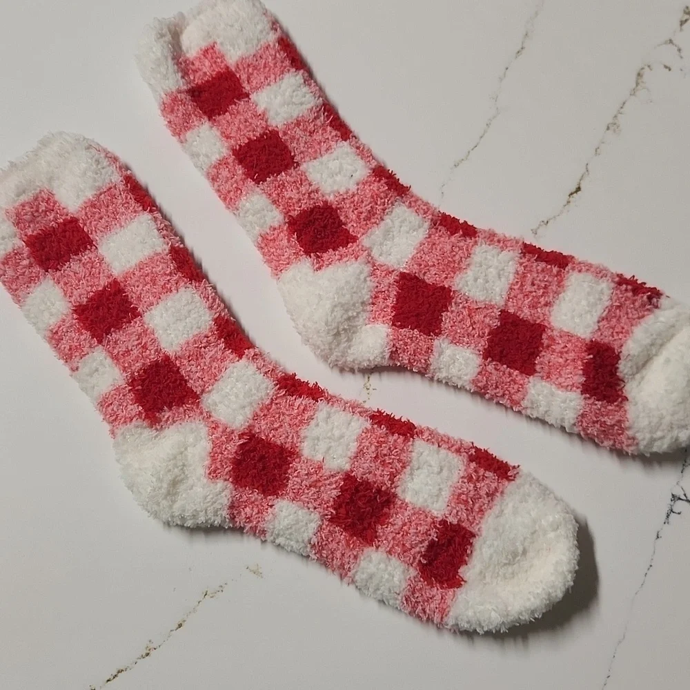 N/A cozy fuzzy