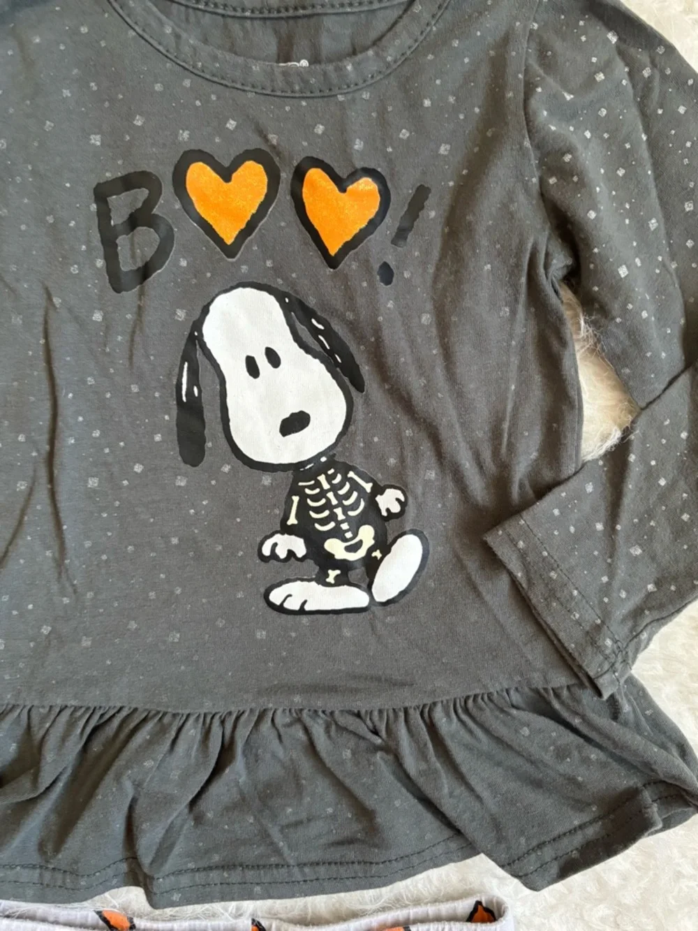 Peanuts no accents snoopy