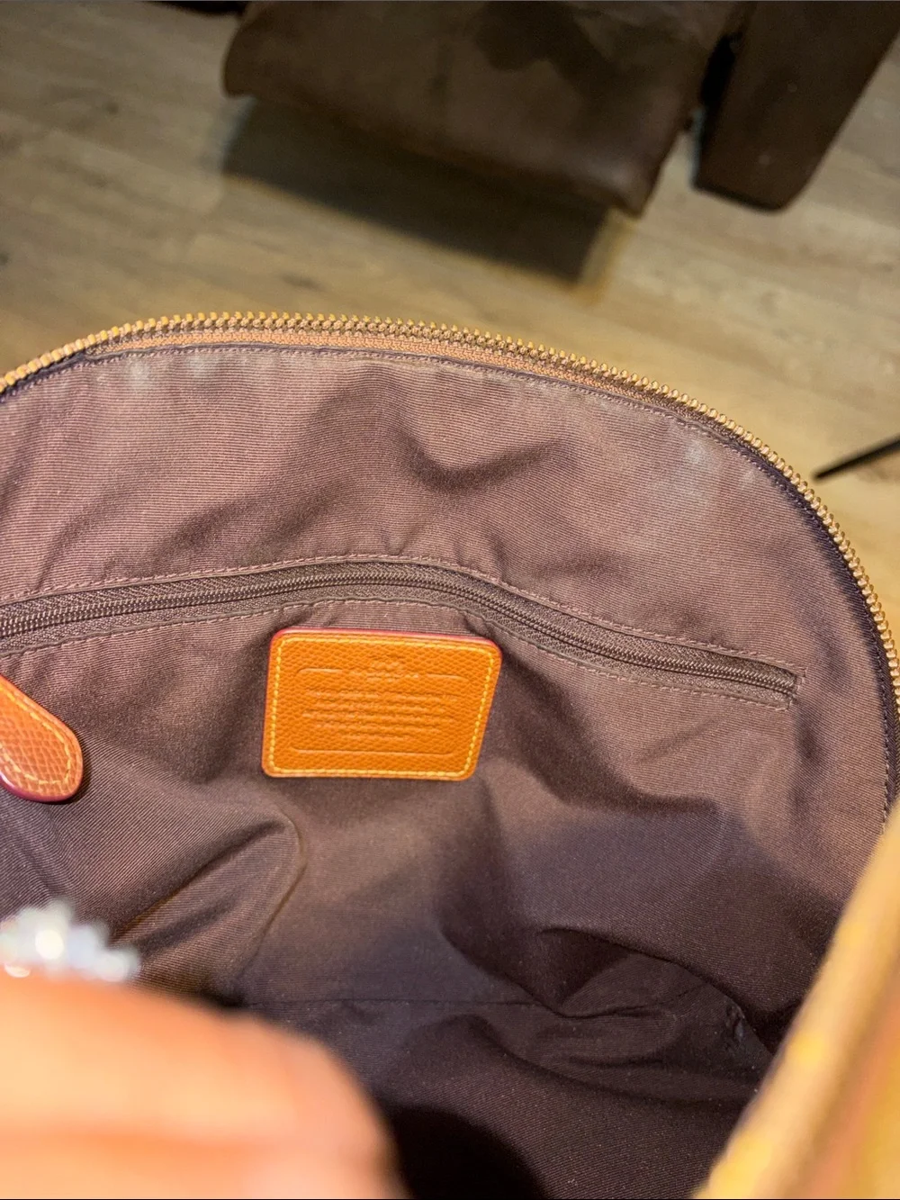 Coach classic signature