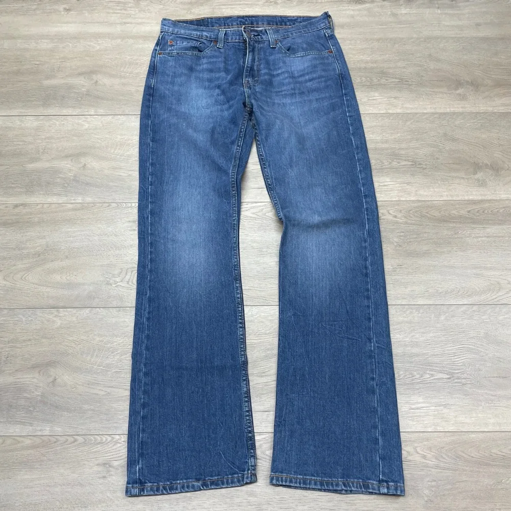 Levis this piece