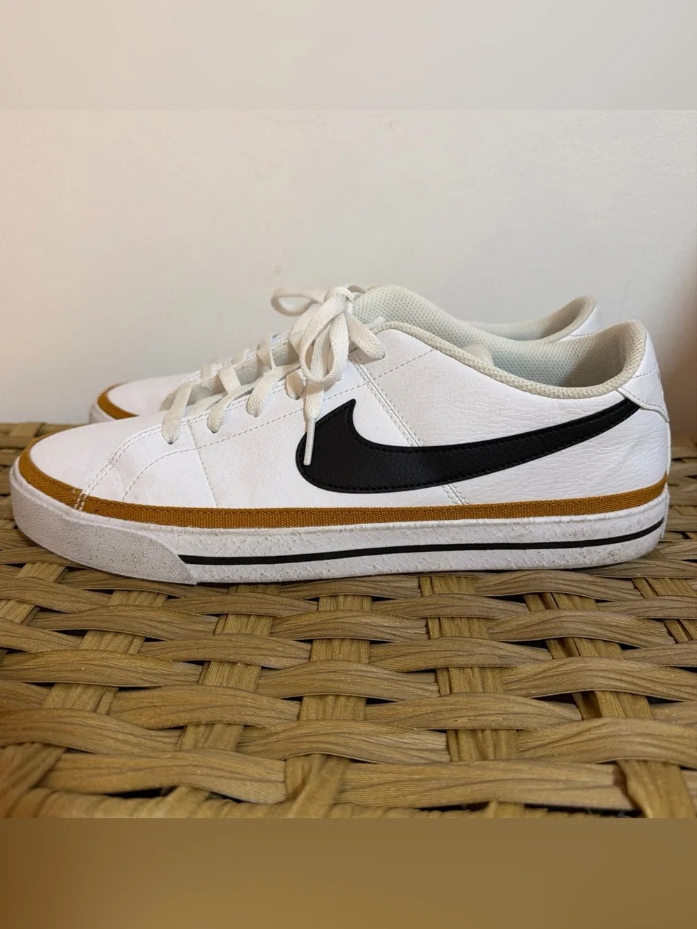Nike low profile