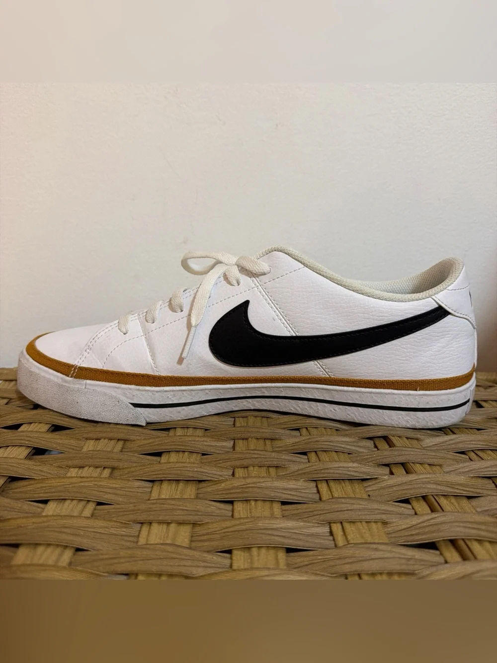 Nike low profile