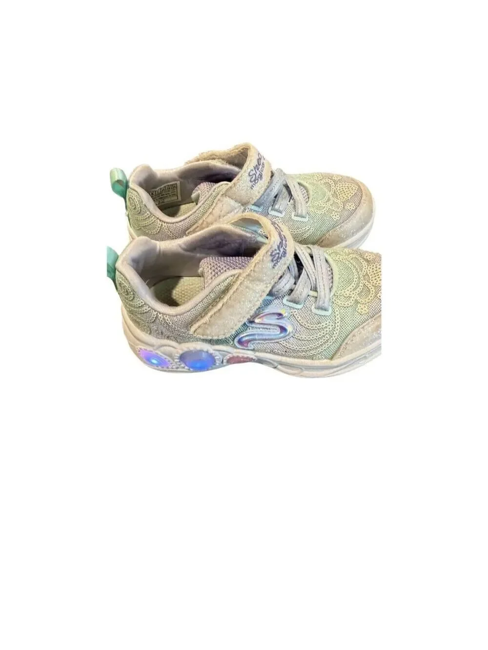 Skechers make every