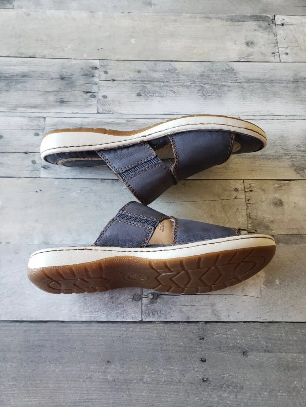 Born opanka sandals soft