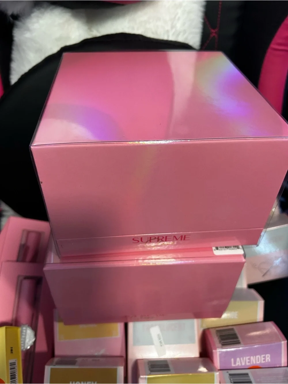 Supreme iridescent pink
