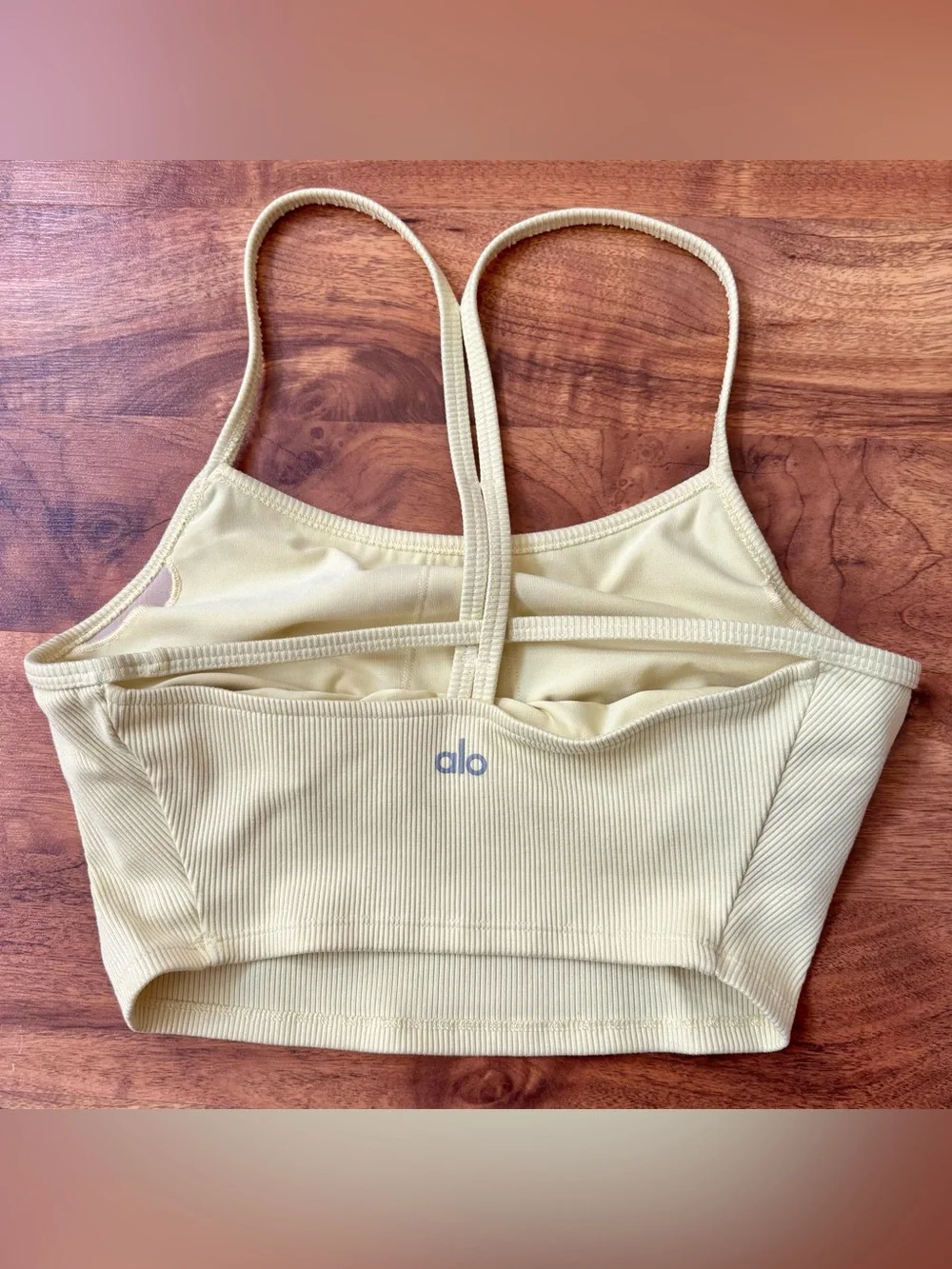 ALO Yoga brighten up