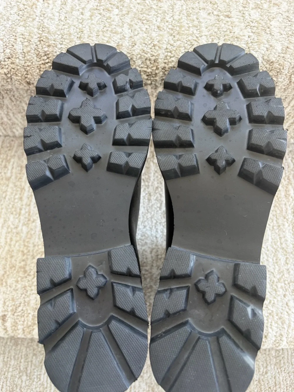 J. Crew excellent 30mm
