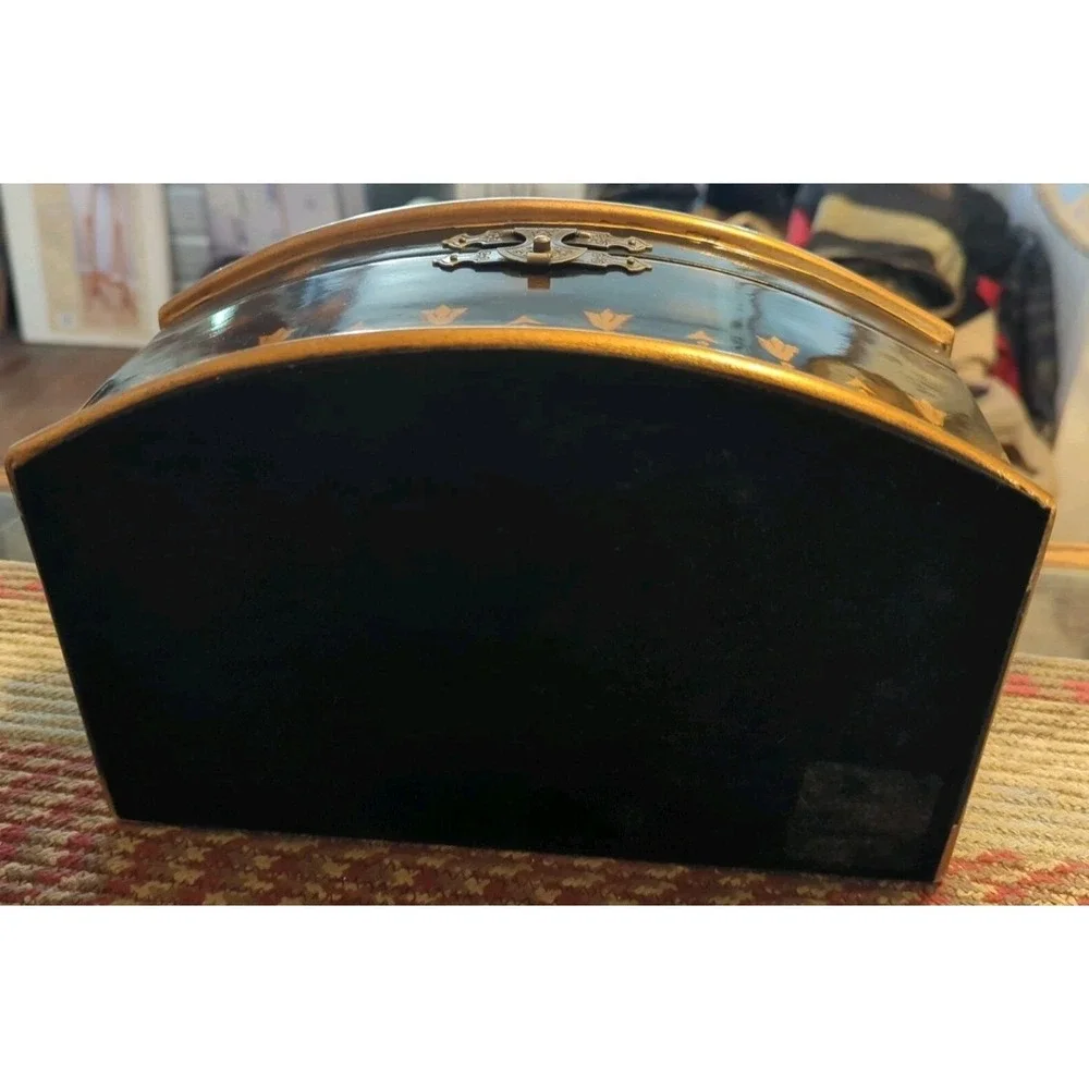 Very G vintage black