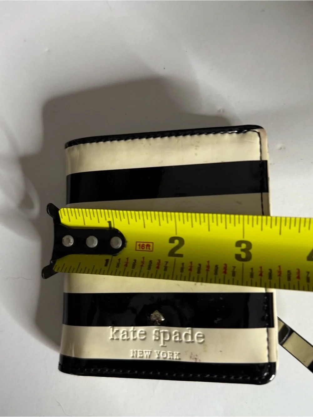 kate spade modern patent wallet
