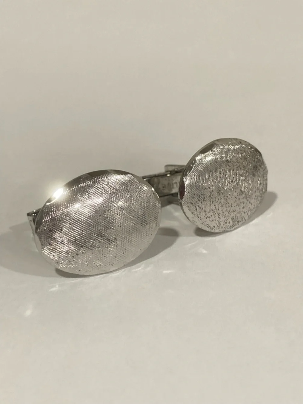 Vintage oval shaped