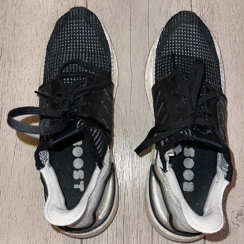 Women’s Adidas Ultraboost black size 8 1/2