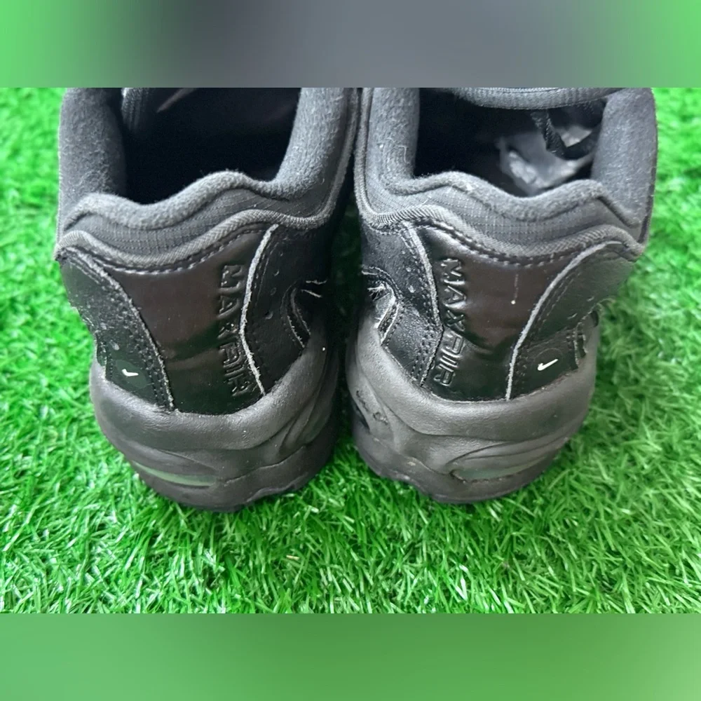 Nike preowned gently
