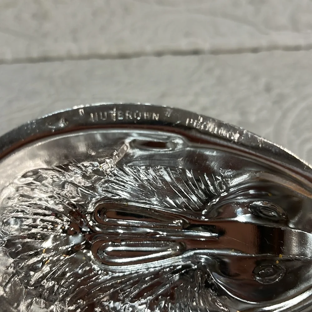 nutbrown aluminum pet