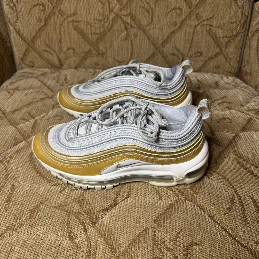 Nike Air‎ Max 97 AQ4137-001 Metallic Gold Silver Sneakers Shoes Womens 5.5
