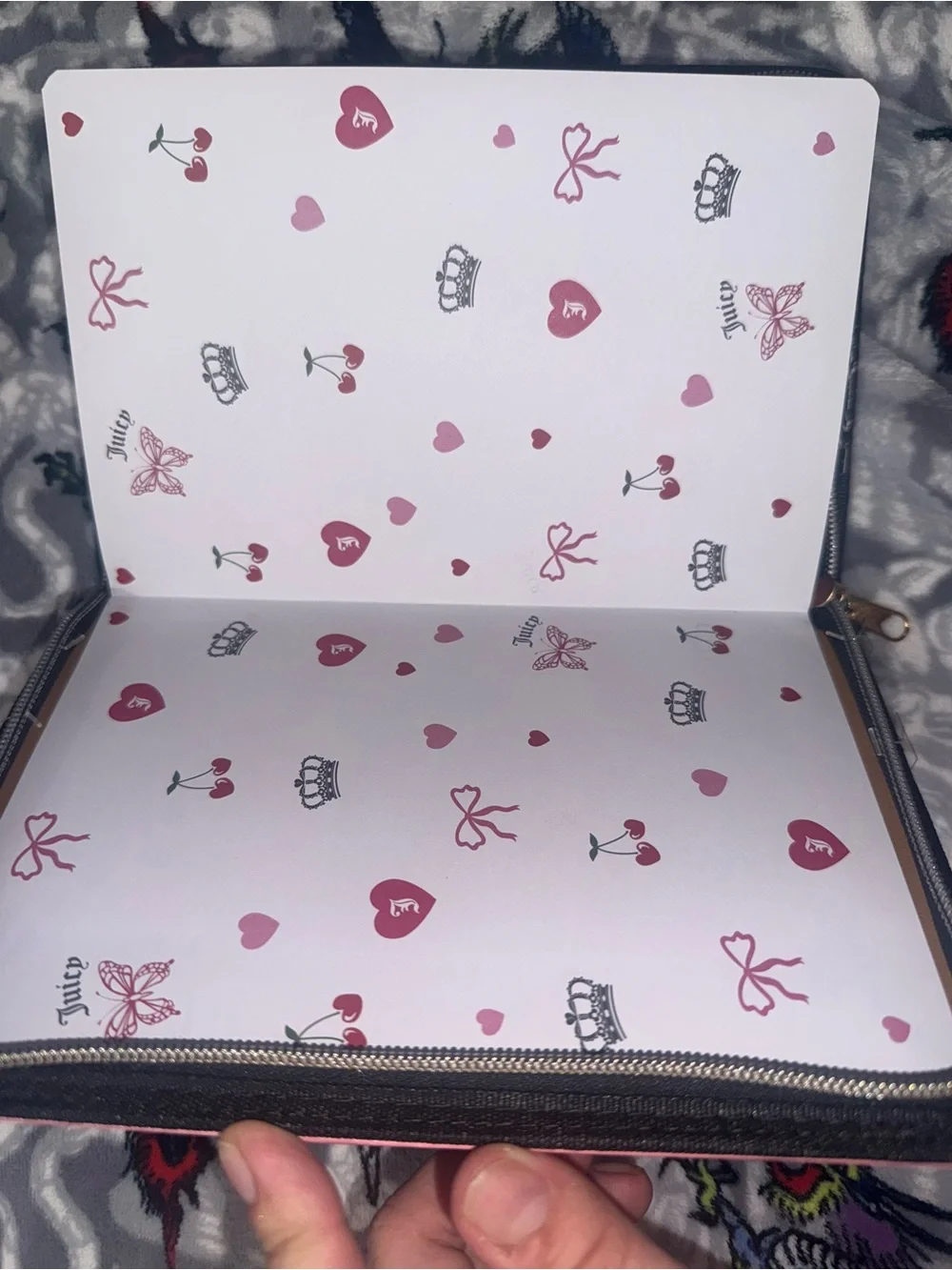 Juicy Couture stylish pink