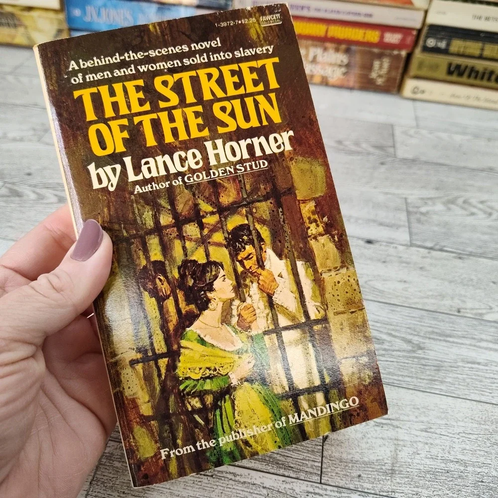 Book street sun