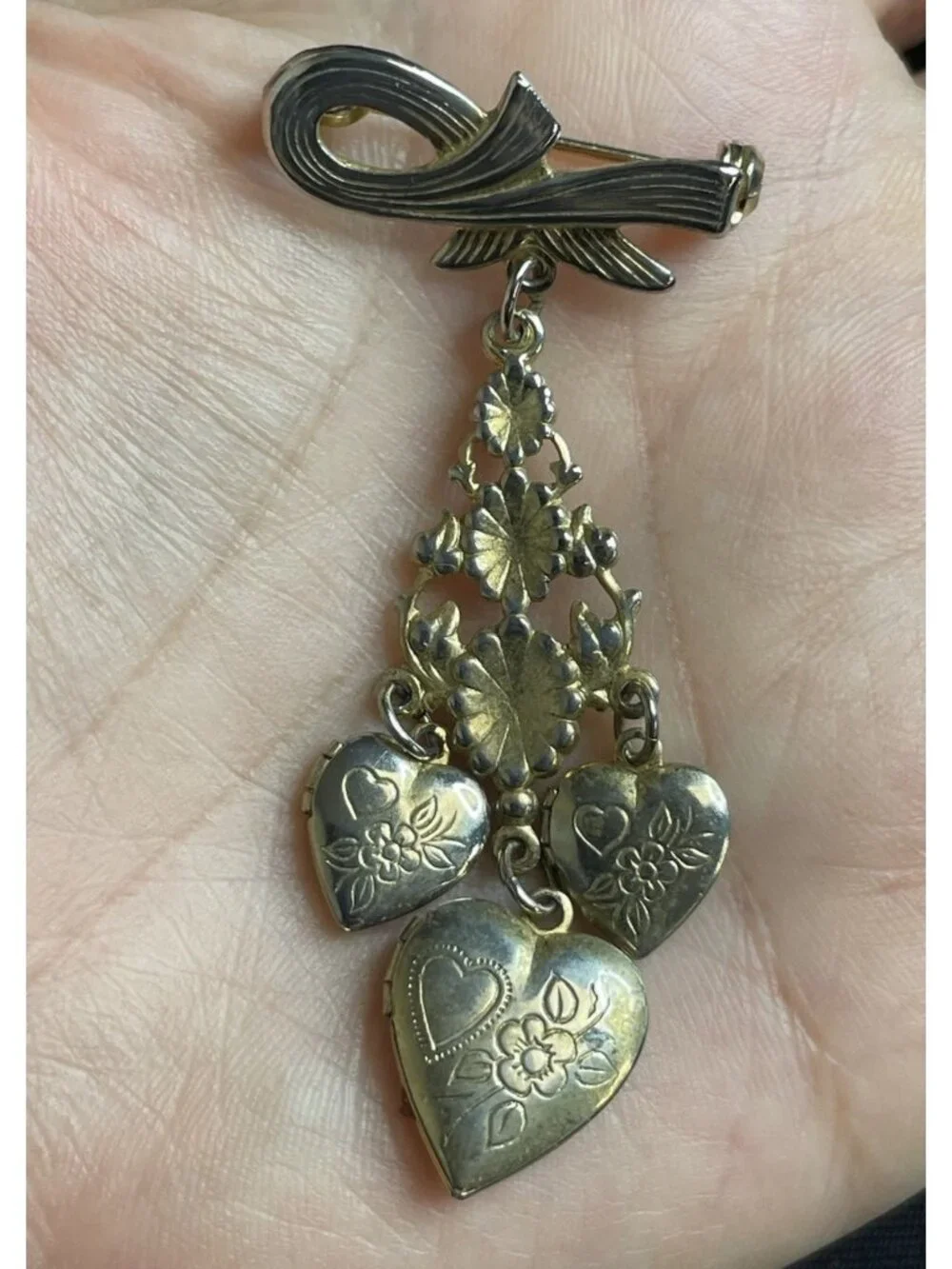 Unbranded vintage gold