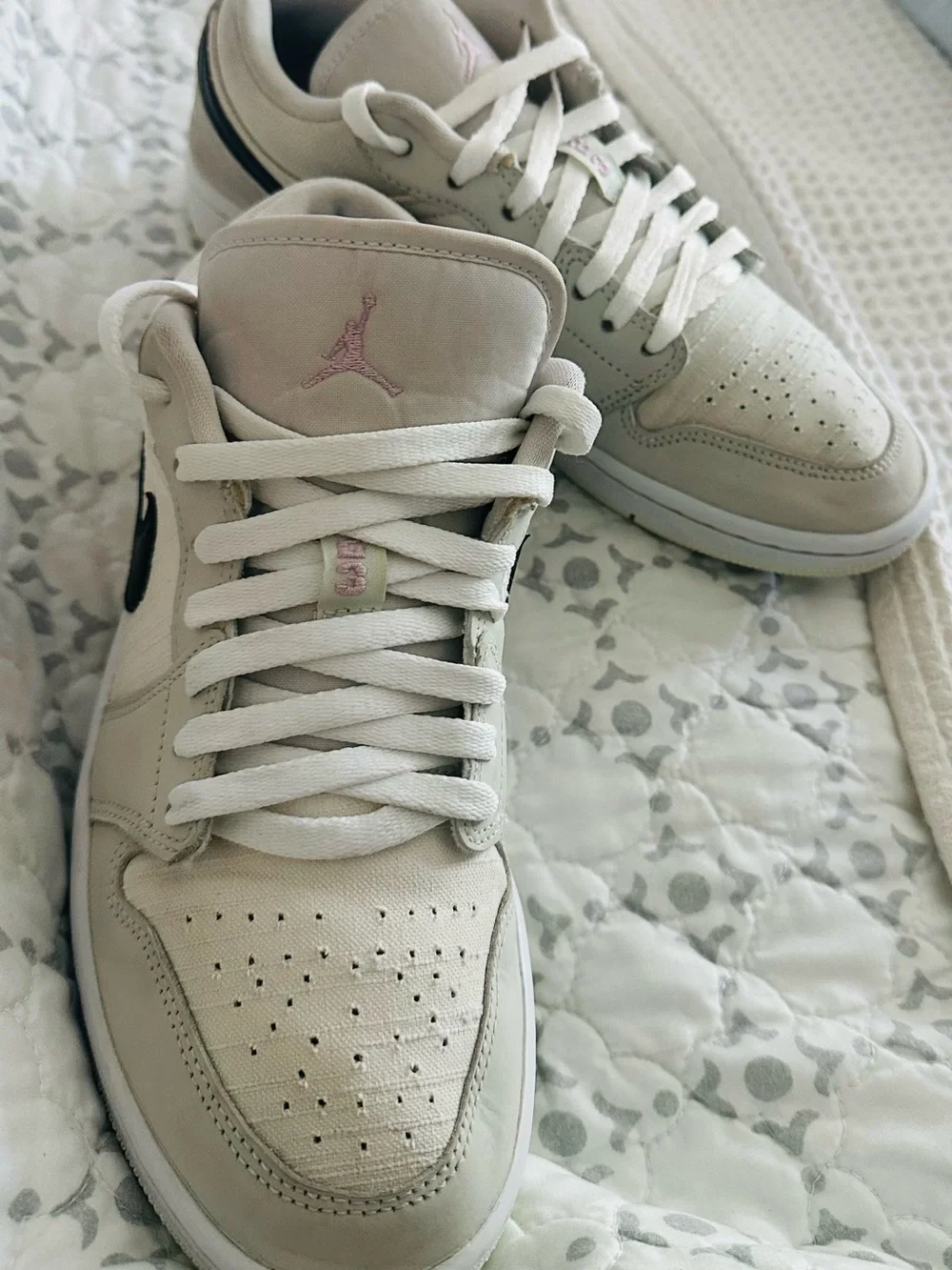Nike low top