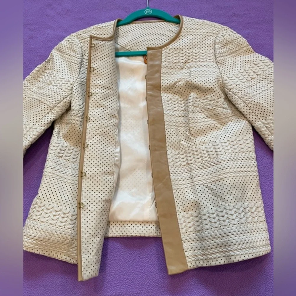 Tory‎ Burch Leather Jacket Woven Lasercut details Cream Tan trim Women’s 6