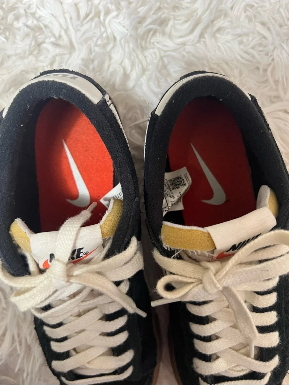 Nike low top