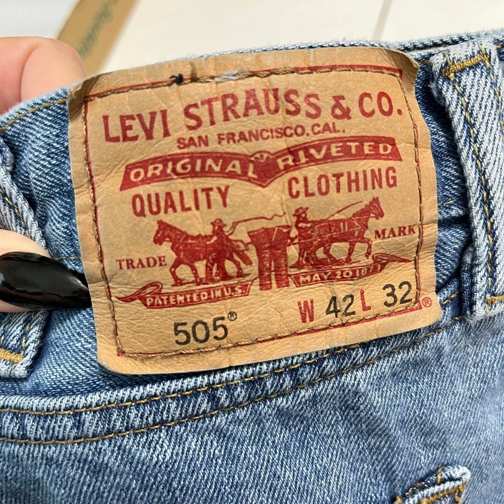Levis iconic five