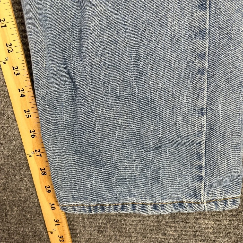 Levis grunge versatile