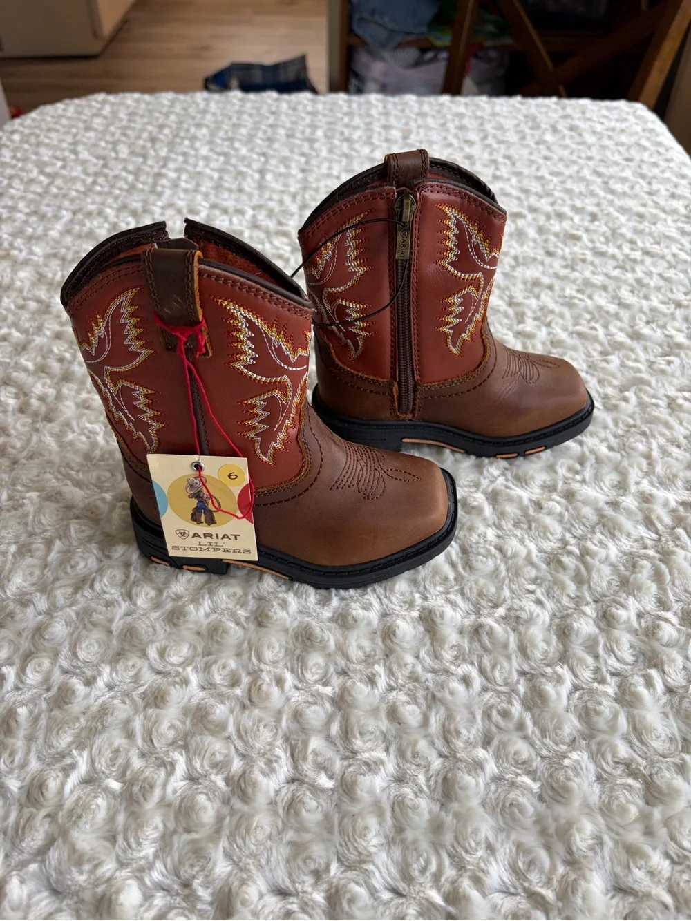 Ariat brand new