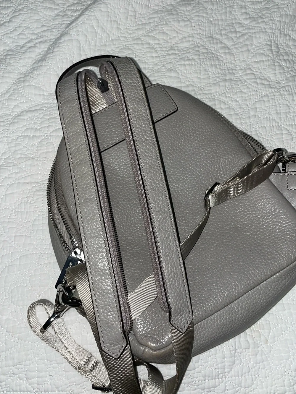 Michael Kors handle kors outfits
