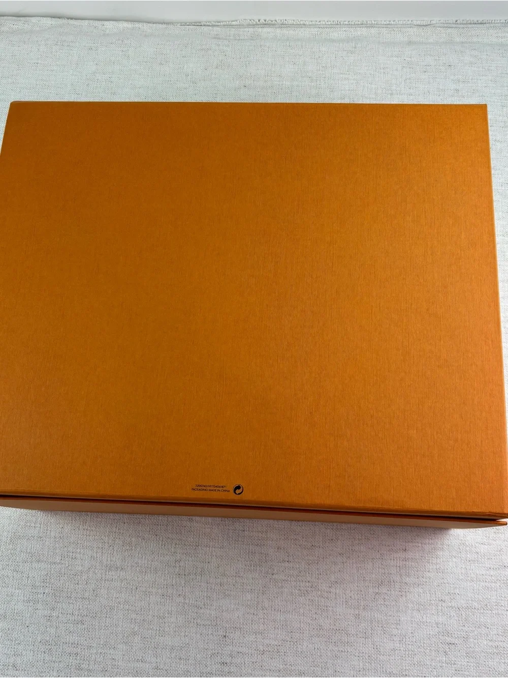 Louis Vuitton lid edges