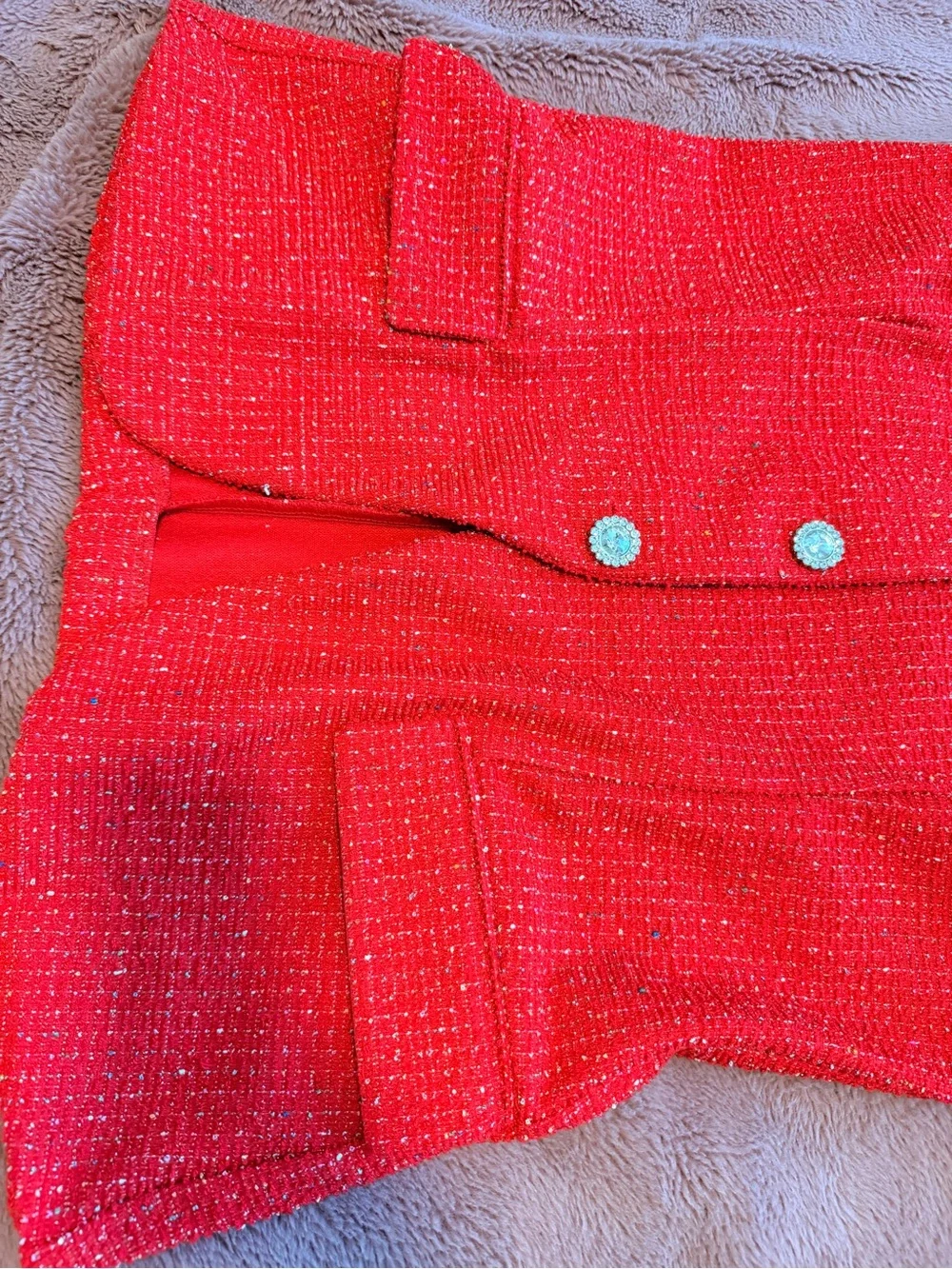 N/A stylish red
