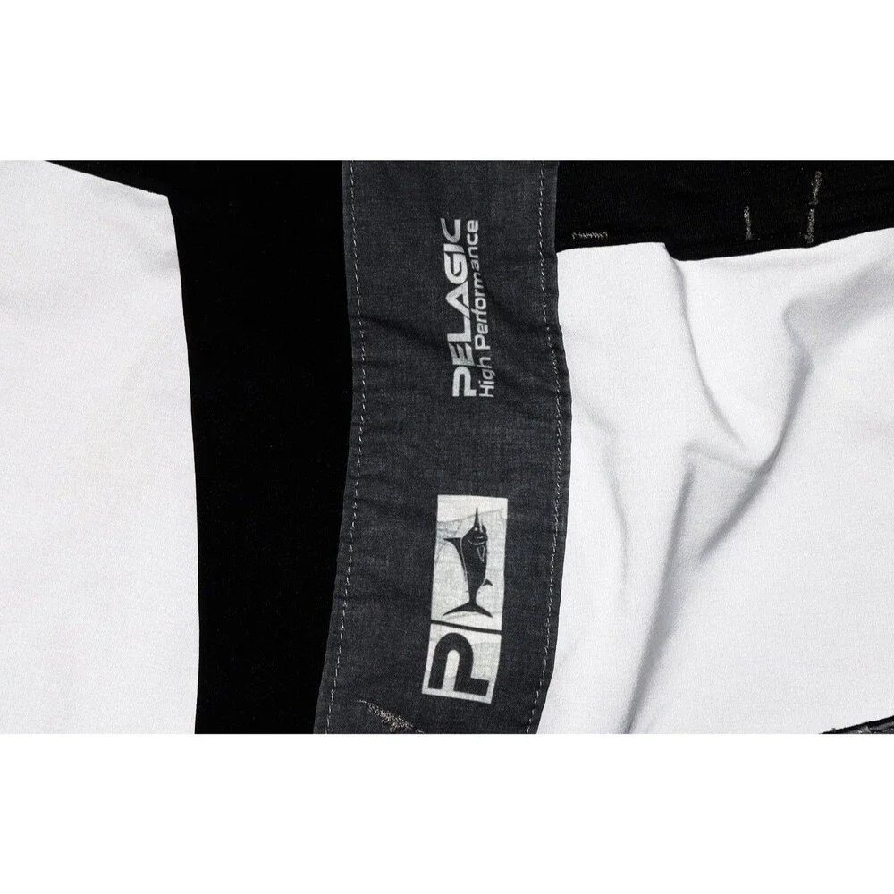 Pelagic High‎ Performance Men's 1/2 Camouflage Board Shorts Trunks Size 36
