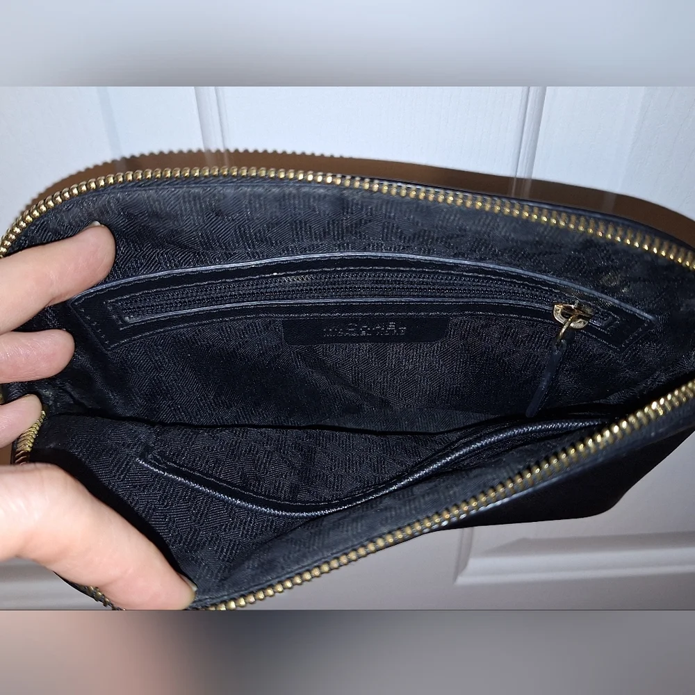 Michael Kors excellent black