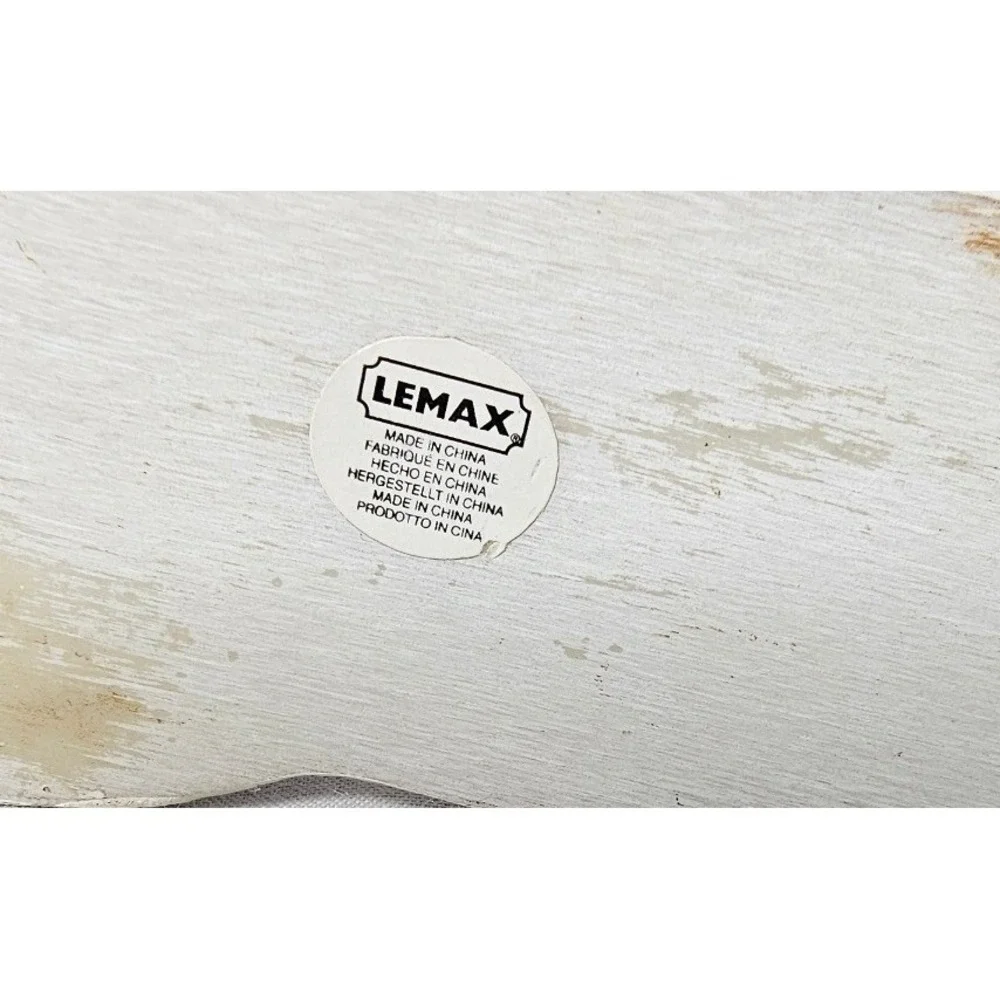 Lemax snack time