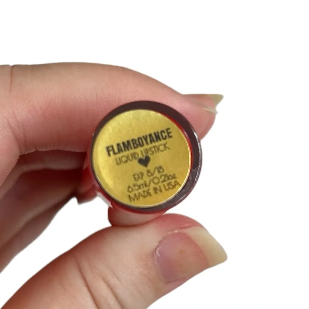 Give Me Glow Cosmetics give me
