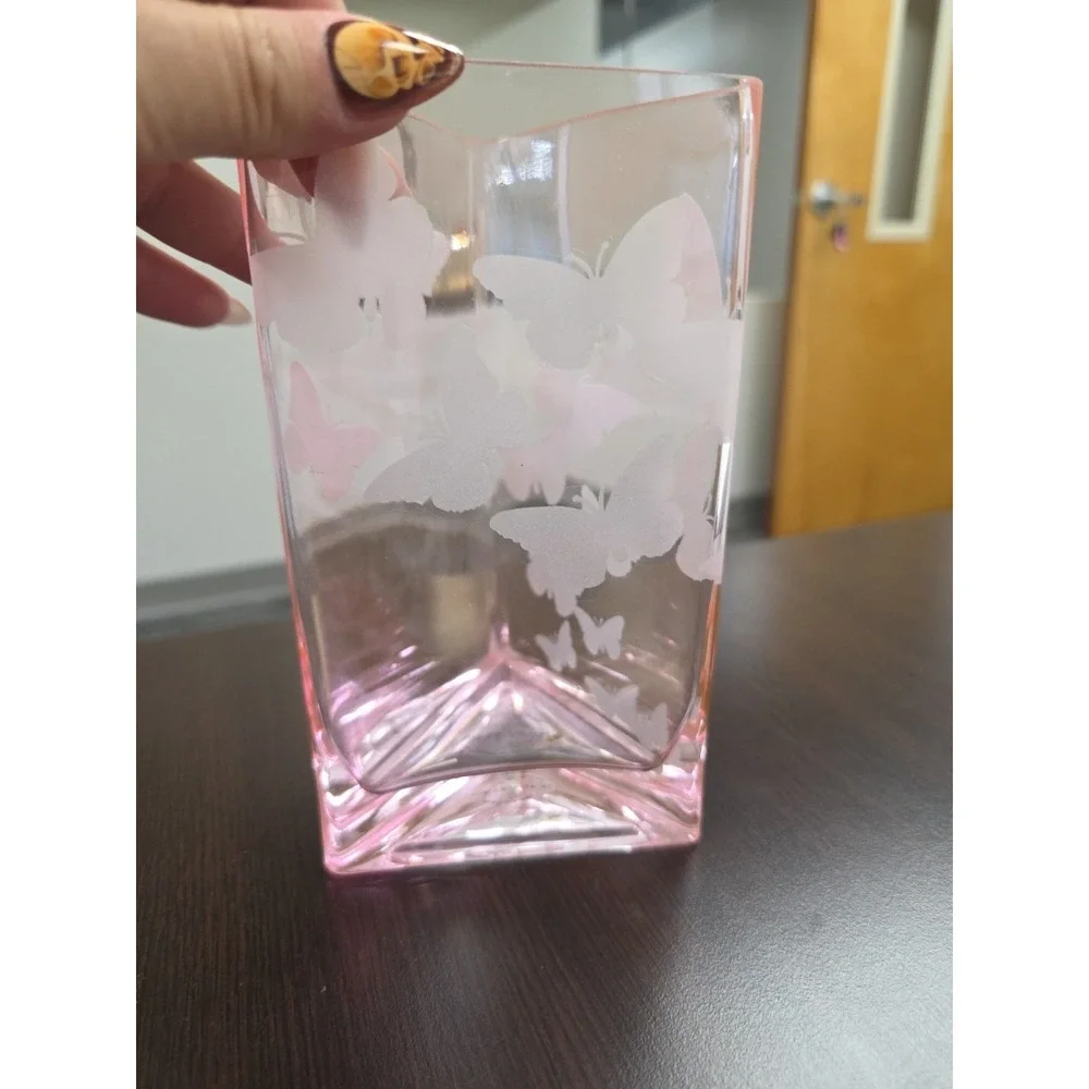 Unbranded vintage pink