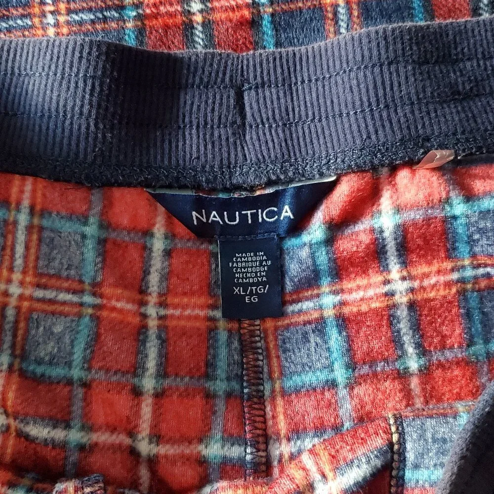 Nautica stay cozy