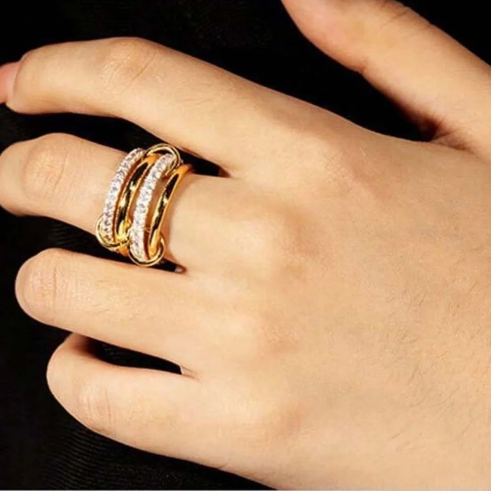JewelbyEllie this chic