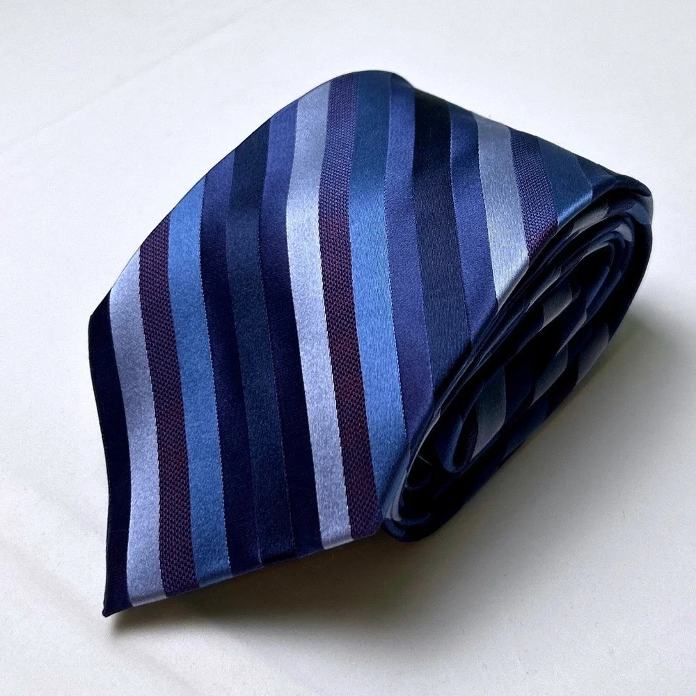 Paul Dione Mens Silk Striped Classic Necktie 61