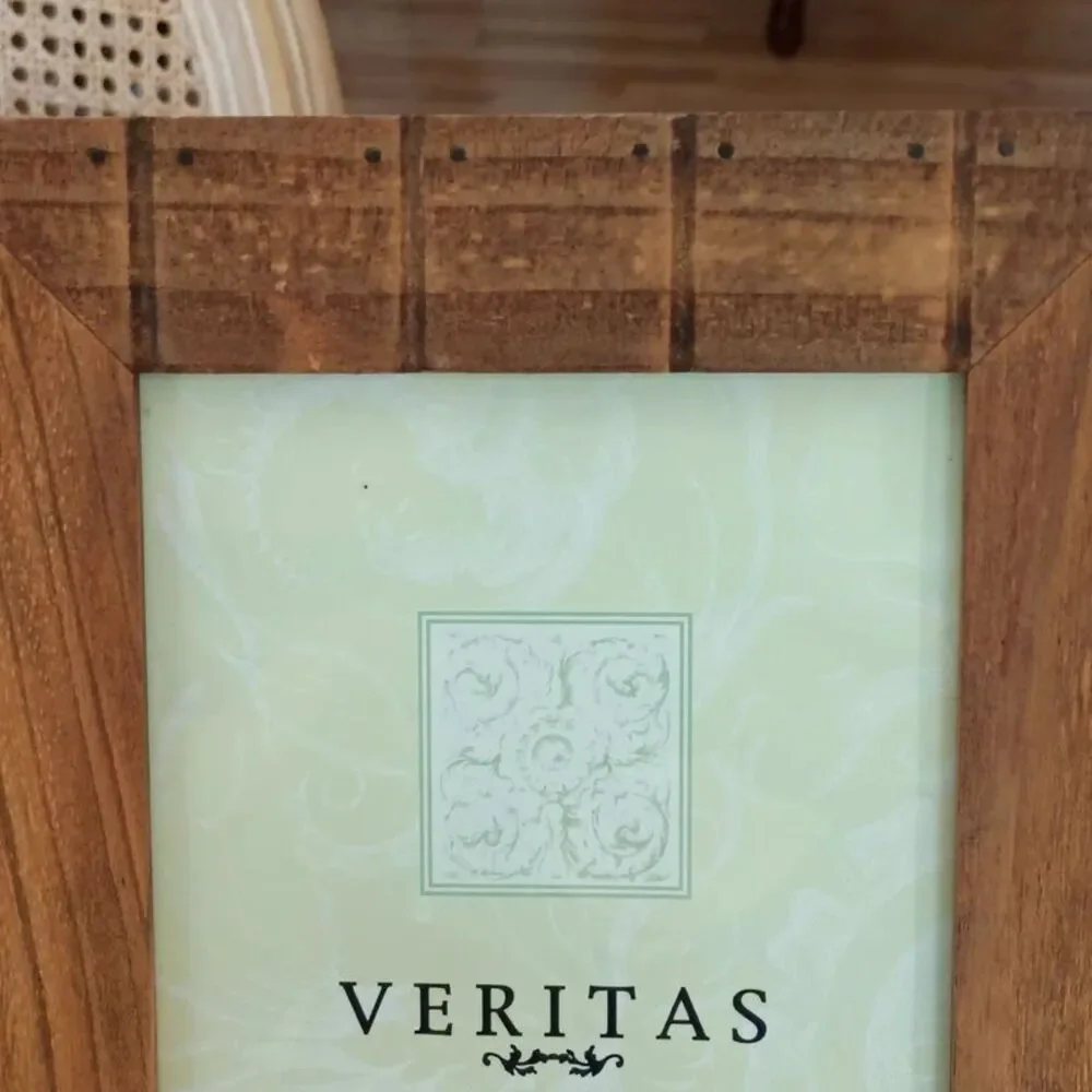 N/A veritas 5x7
