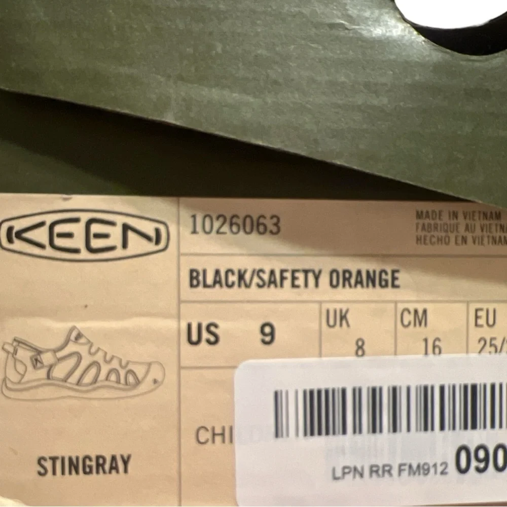 KEEN‎ Unisex-Child Stingray Closed Toe Water Sandals/Shoes | NEW/NIB!!🩶🌊