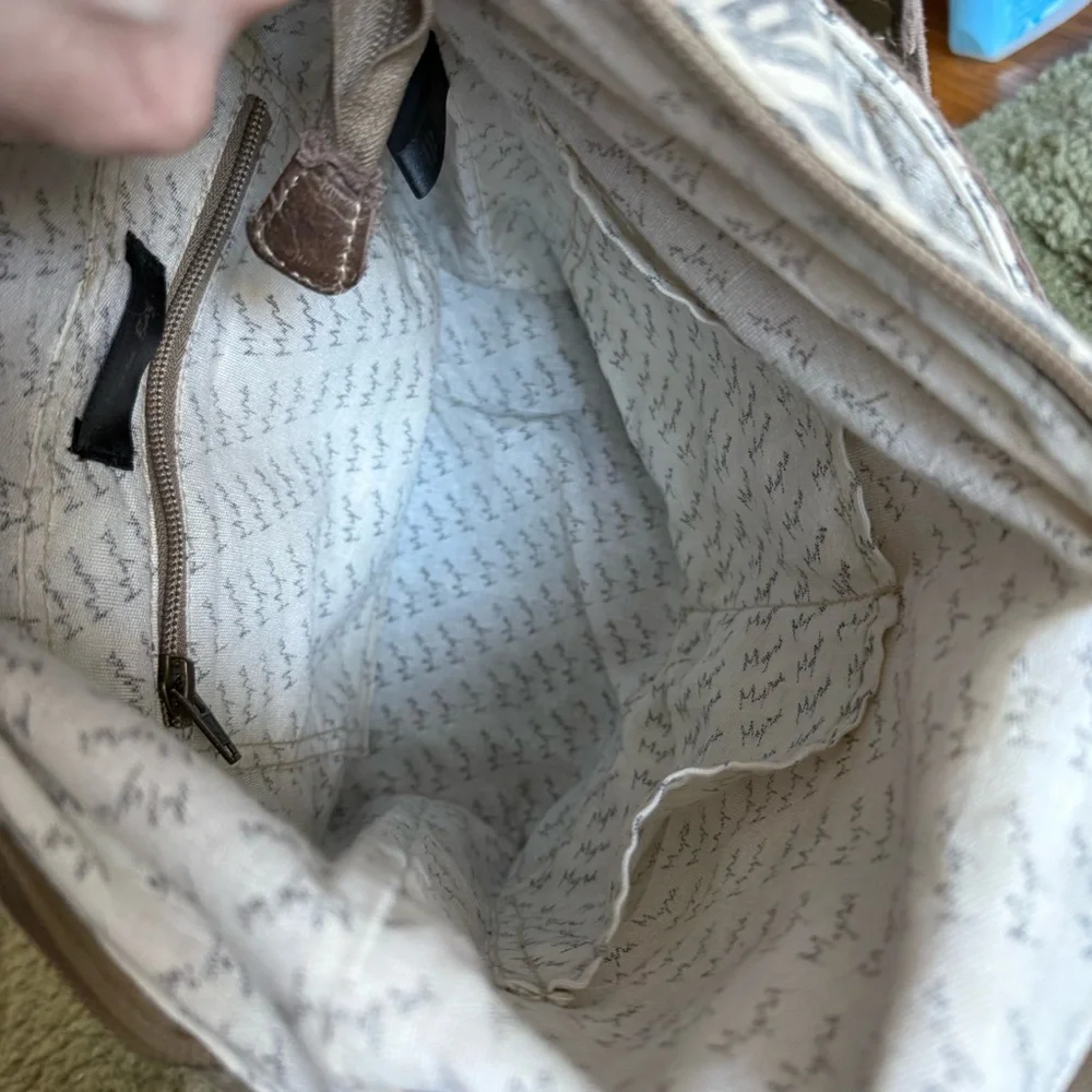Myra Bag add touch