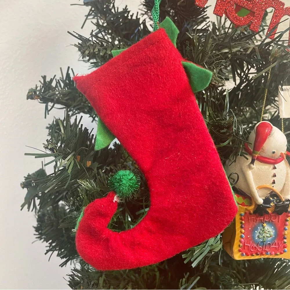 N/A christmas tree elf