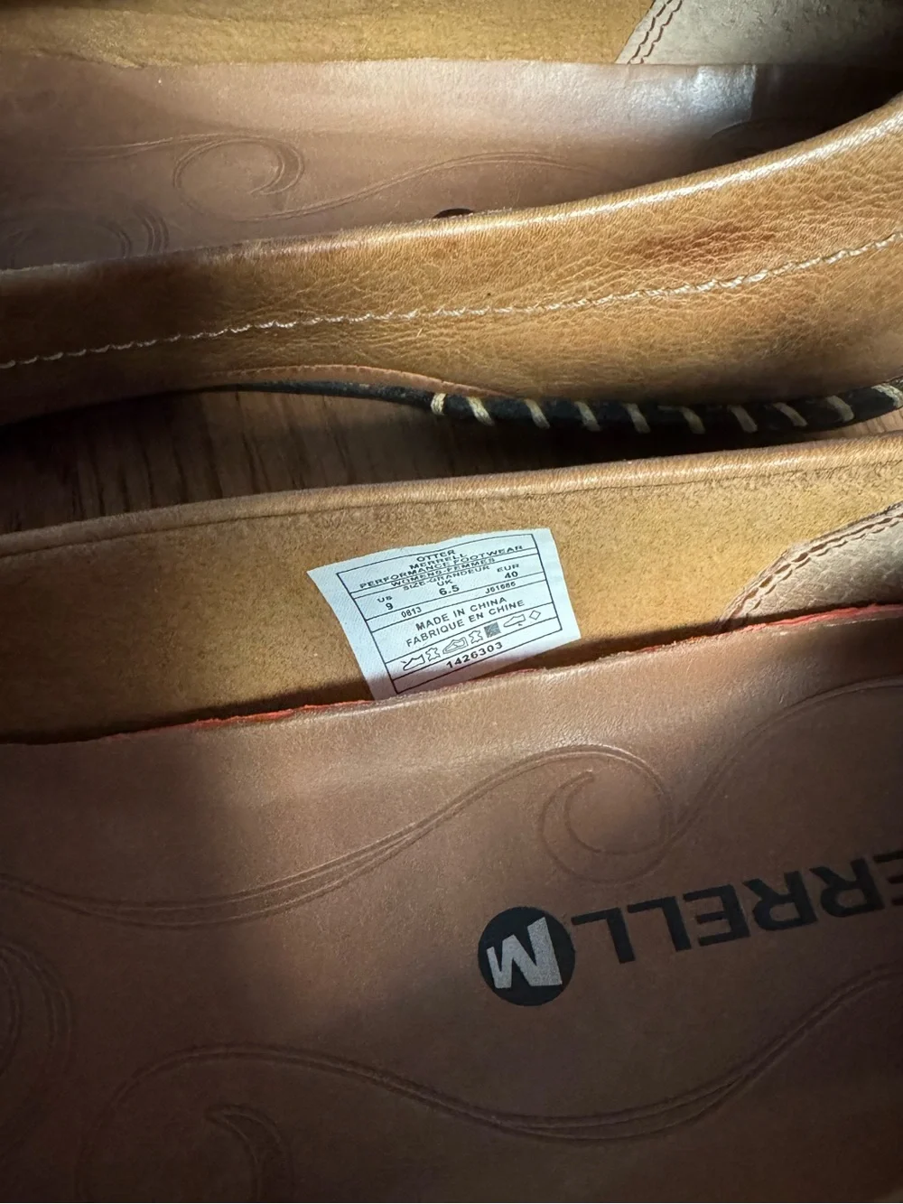 Merrell comfort crossover knot