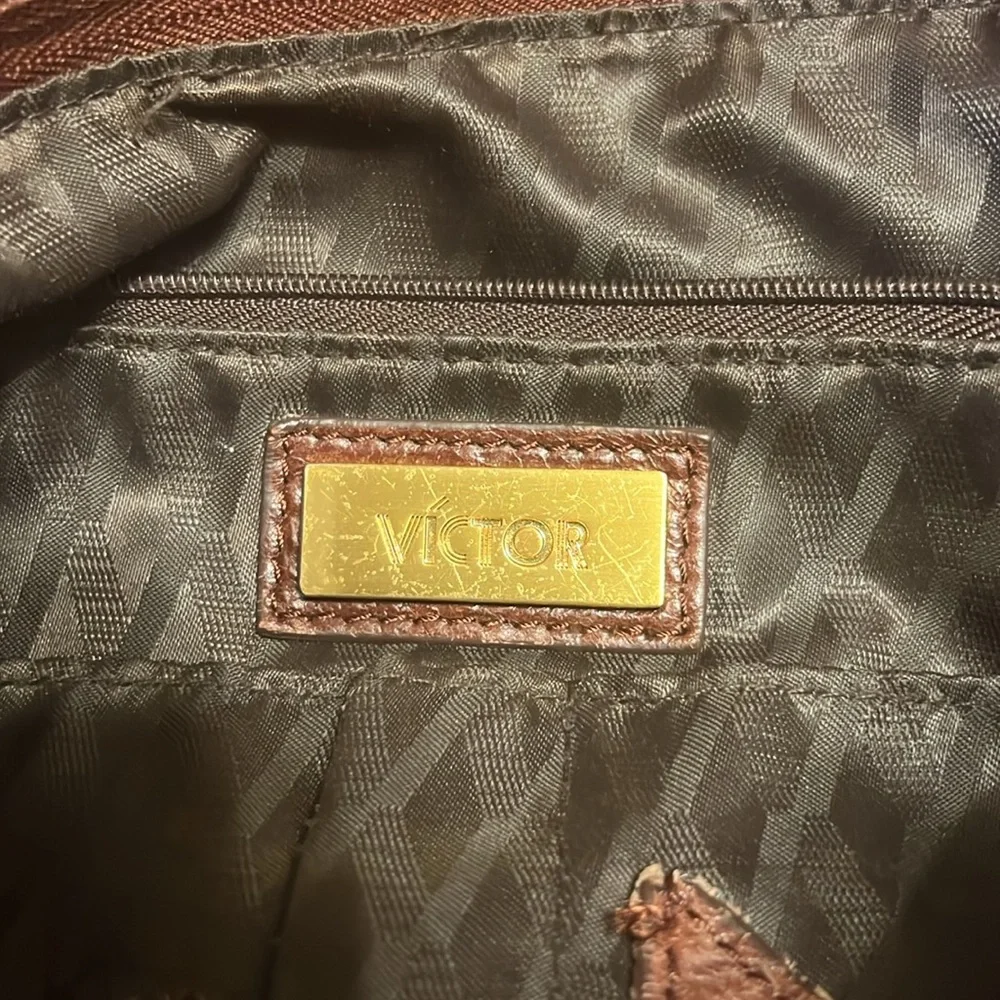 VICTOR vintage shoulder