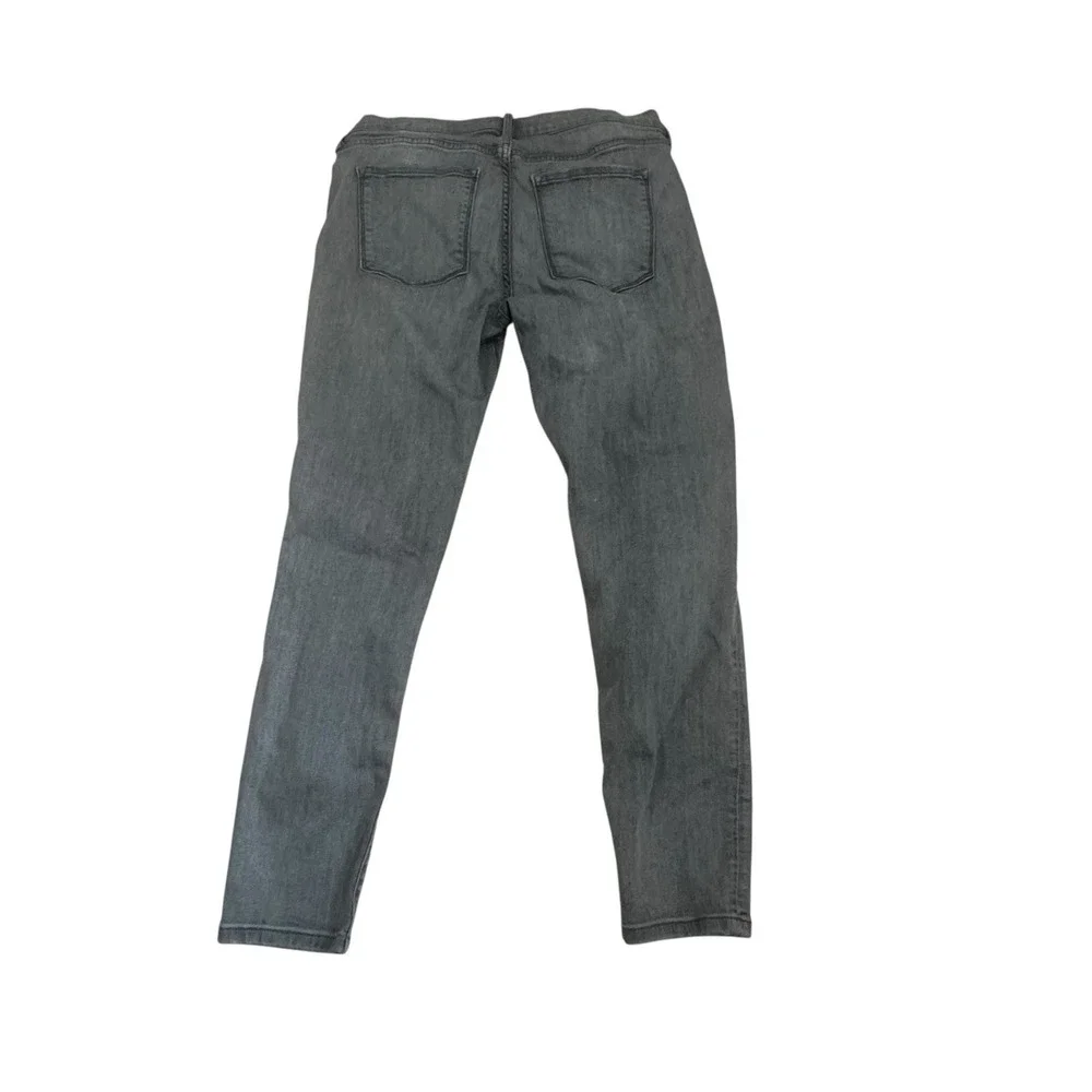 Banana Republic stylish viscose addition